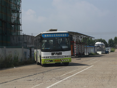 練習(xí)大型車